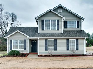 305 Glastonbury Dr, Greer, SC 29651