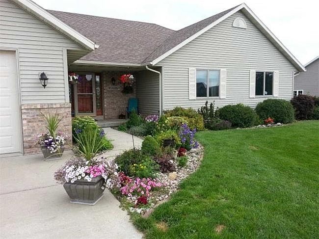 1st image of W14126 Crestview Dr