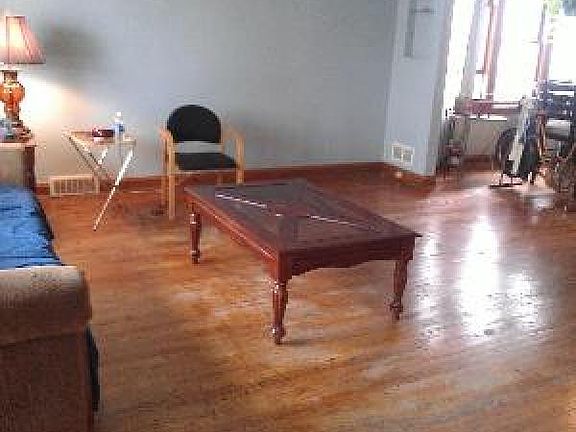 5th image of 5103 W Newport Ave