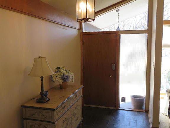 2nd image of 7205 Cresthill Dr
