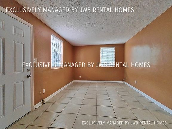 4th image of 1124 W 25th St APT 2