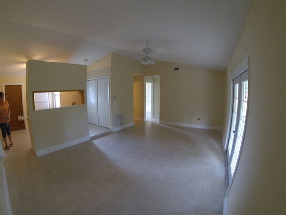 5th image of 2852 SW Dinner St