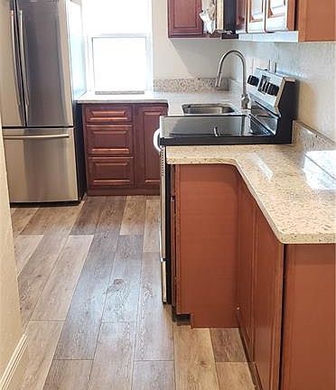 2nd image of 720 Virginia Ave