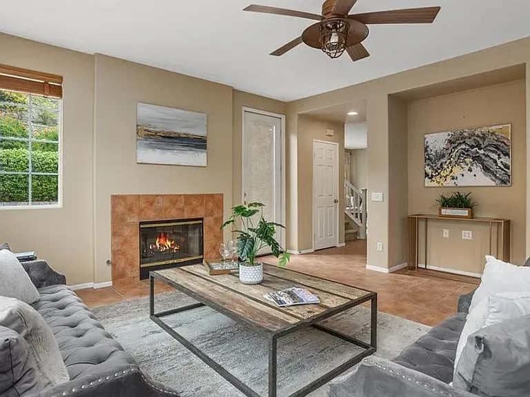 307 Calle De Portola — Photo 13