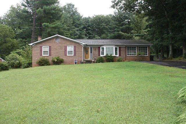 1st image of 66 Heritage Ct
