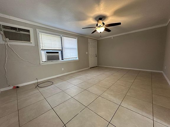 3rd image of 3803 Ward Blvd