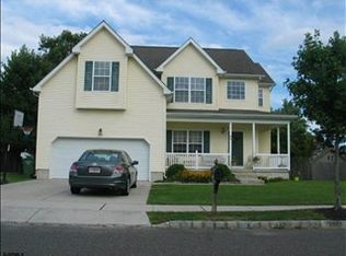 216 Beacon Hill Dr, Egg Harbor Township, NJ 08234