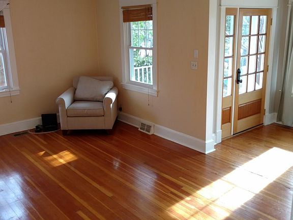 3rd image of 3 Highland Ave
