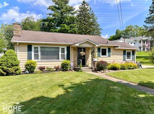 1040 Summit St, Owosso, MI