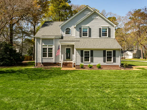 100 Winter Ct, Yorktown, VA 23693