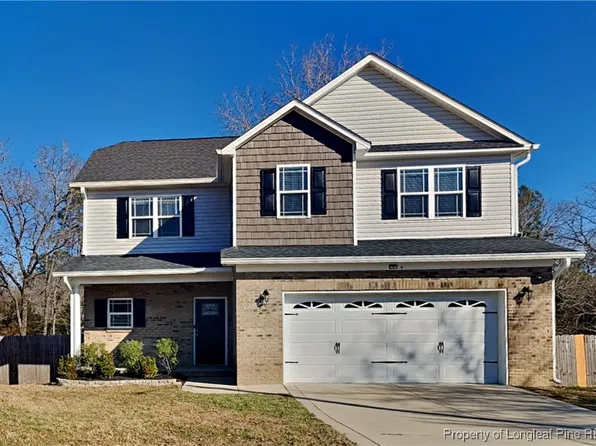 106 Lark Ct, Fayetteville, NC 28306