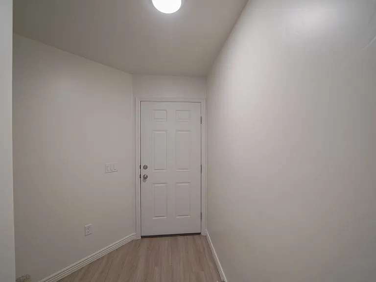 1000 E Bluffview Dr #115 — Photo 33