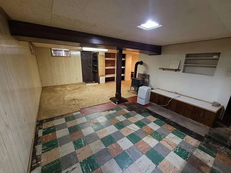 1527 N Woodland Ave — Photo 10