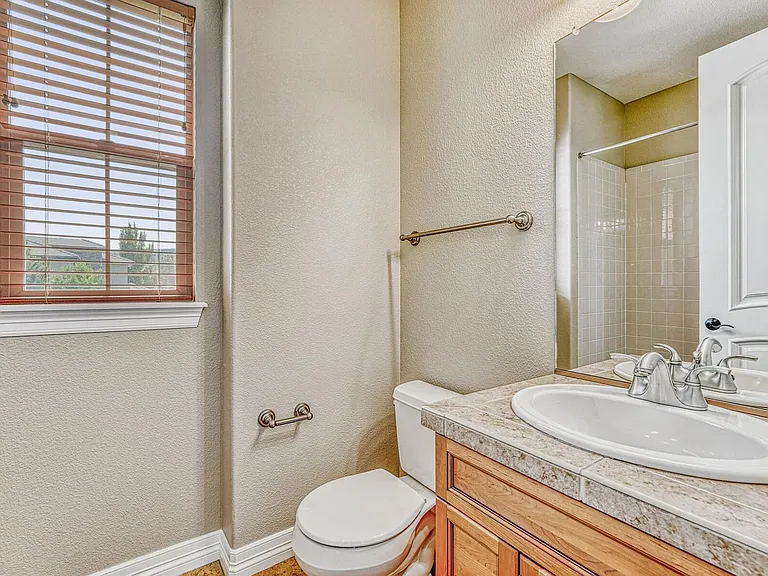 9611 Sunset Hill Dr — Photo 27