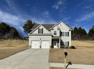 33 North Village Cir, Rydal, GA 30171