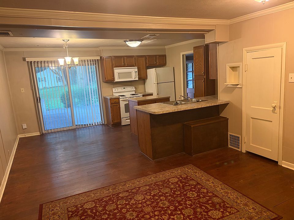 1st image of 900 S Grant Ave #2