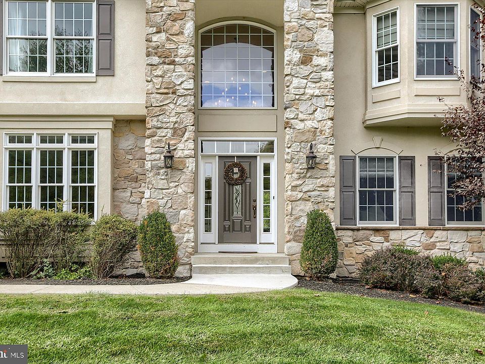 8 Beechwood Ln, Hershey, PA 17033 | Zillow