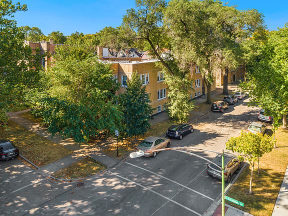3rd image of 5358 N Christiana Ave