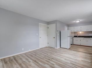 5605 W Beloit Rd #10, Milwaukee, WI 53214