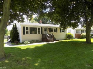 1512 Holland Ave, Port Huron, MI 48060