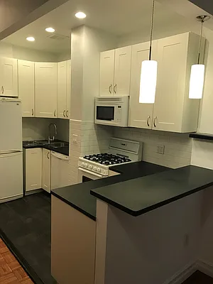 Rented by Mirador Real Estate | media 3