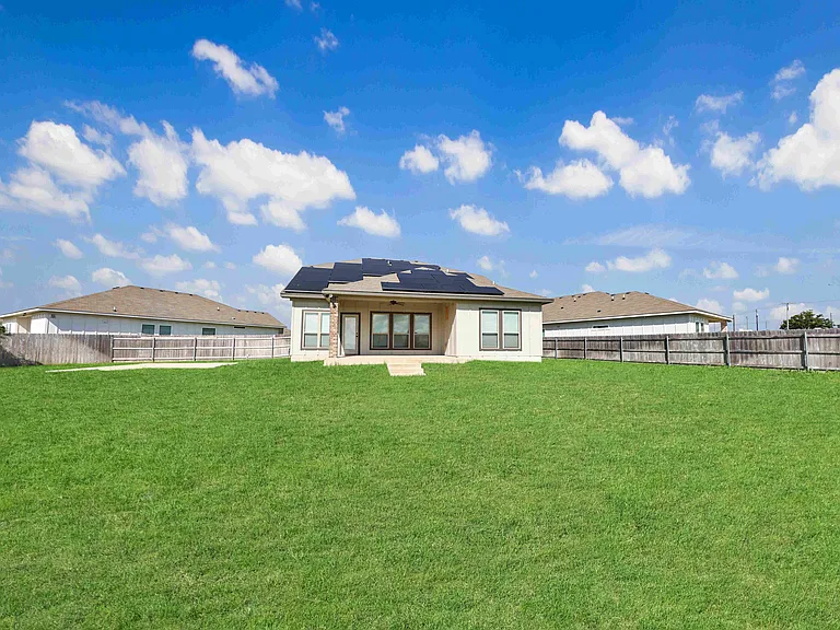 1475 Shadow Hill Ln — Photo 28