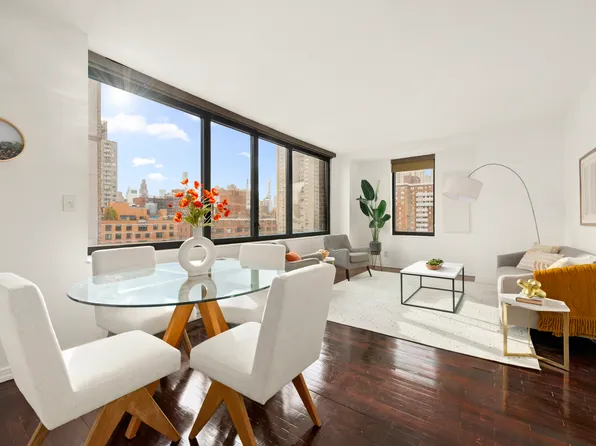 52 East End Avenue image 1 of 9