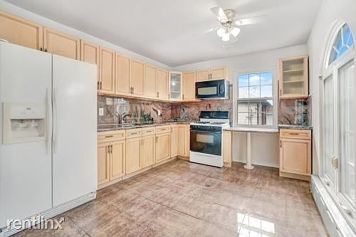 0001_1760138801_medium