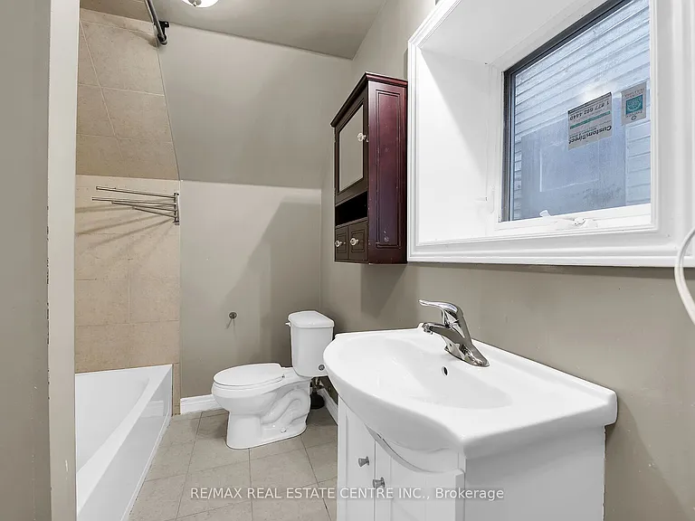 31 Gibson Ave — Photo 30