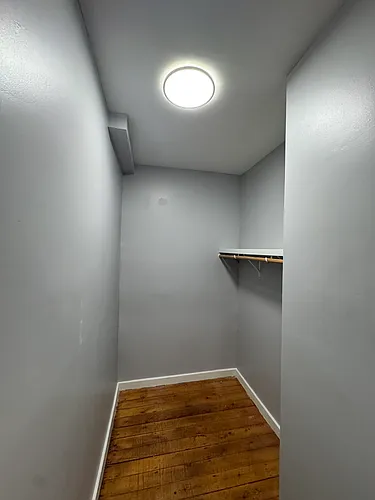 592 Front St #1 Photo 1