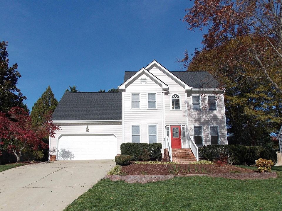 1st image of 1905 Castleburg Dr