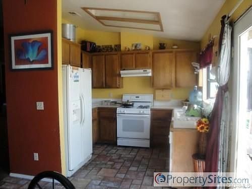 2nd image of 12062 Elk Blvd