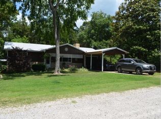 211 W Hazelwood Dr, Diamond city, AR 72644