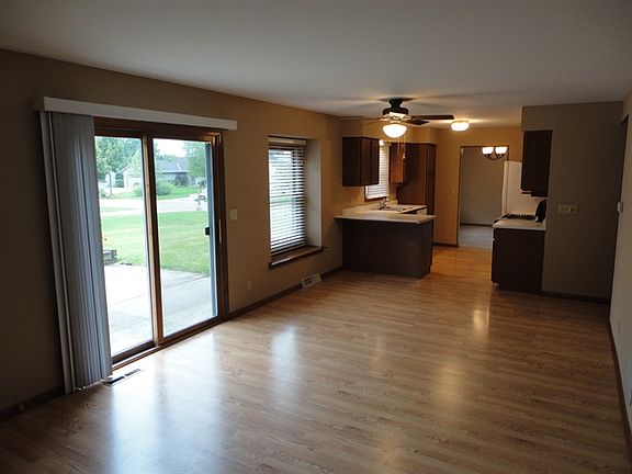 4th image of 630 E Kyle Ct