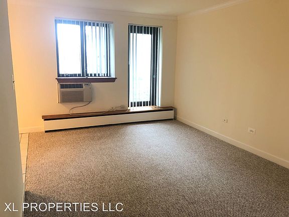 4th image of 5423 N Winthrop Ave APT 200