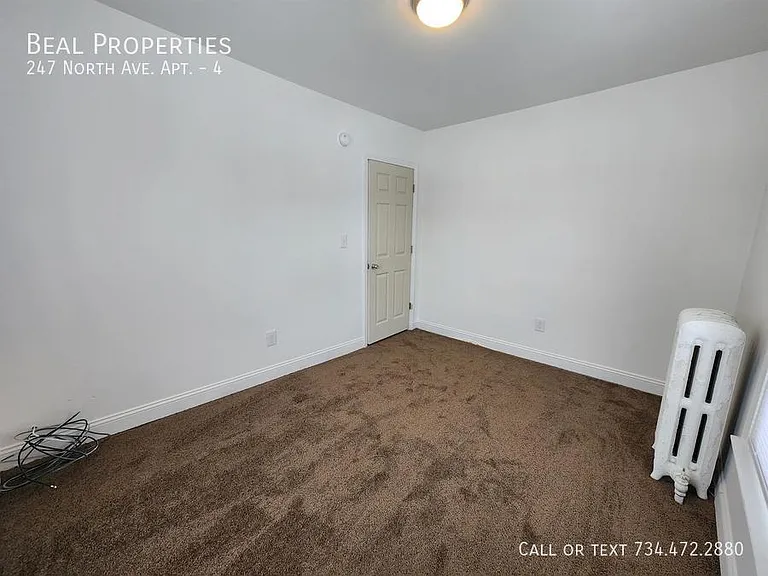 247 North Ave #4 — Photo 6