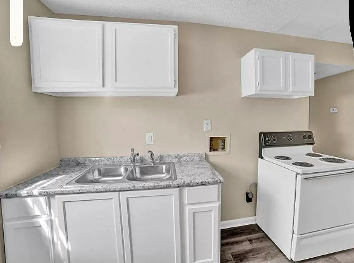 1825 15th Ave N, Unit 1 — Photo 4