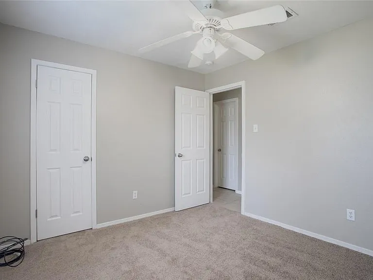 6409 Patino Ct — Photo 8