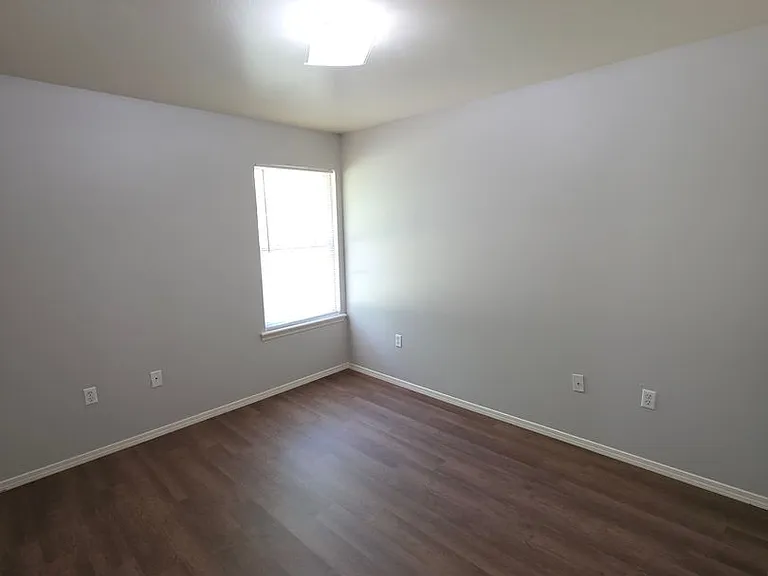 108 Poplar St — Photo 9