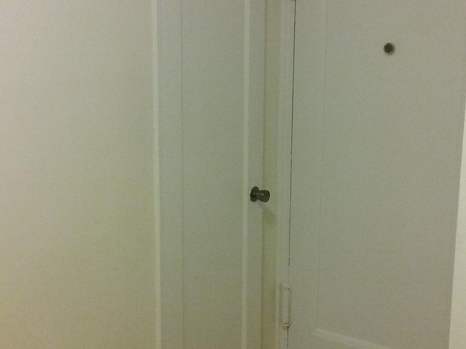 1st image of 14021 84th Dr #309