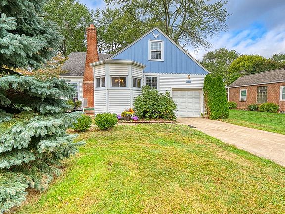 3rd image of 4506 W 210th St