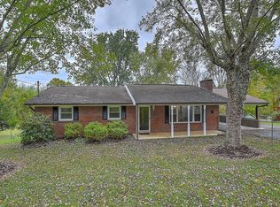 153 Cedar Grove Rd, Johnson City, TN 37601