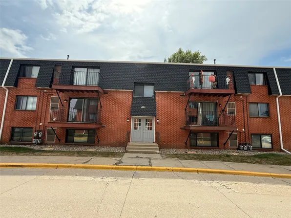 607 S R St APT 2, Indianola, IA 50125