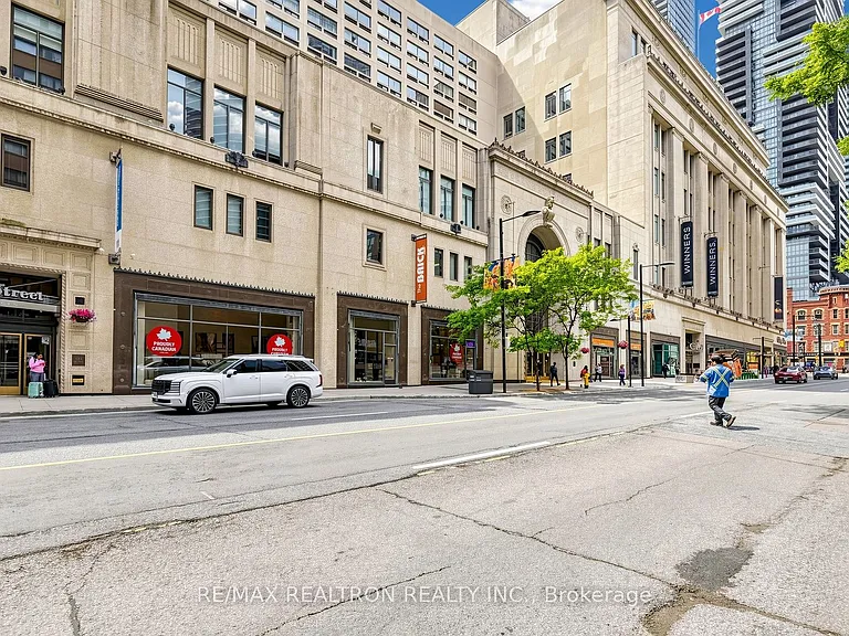 30 McGill St — Photo 33