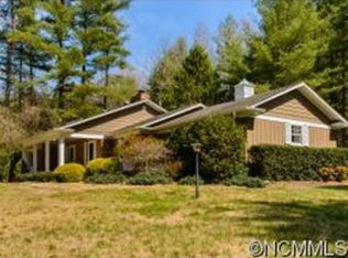 2620 Kanuga Pines Dr, Hendersonville, NC 28739