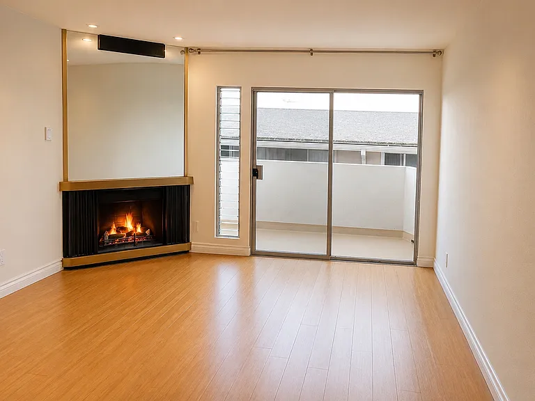 831 3rd St #2-203 — Photo 5