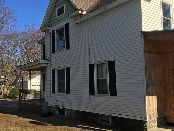 3rd image of 16 Olive St