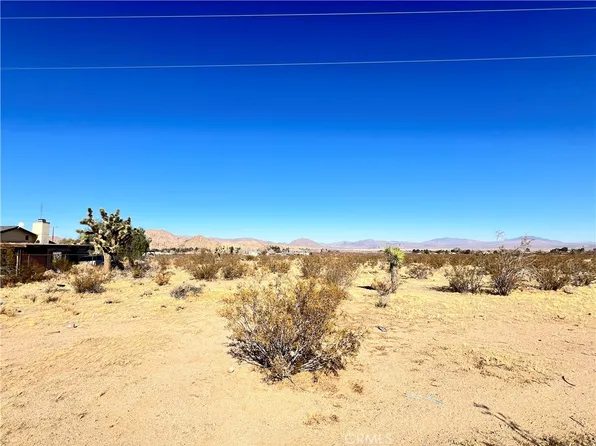 31340 Morningside St, Lucerne Valley, CA 92356