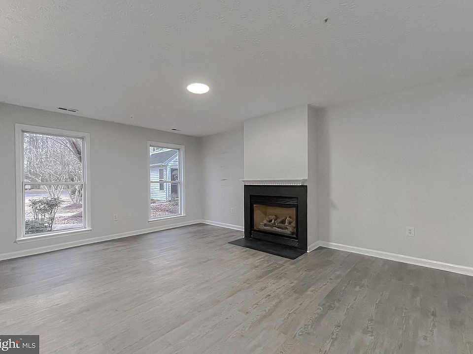 48217 Picketts Harbor Ct, Lexington Park, MD 20653 Zillow