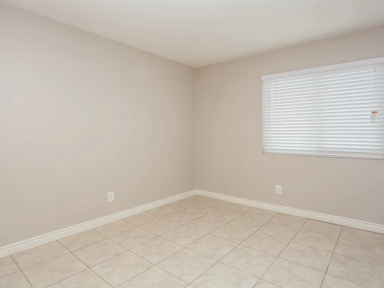 5415 Moody Vista Ct — Photo 8